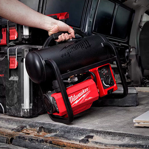 Compresor de șantier Milwaukee M18FAC-0