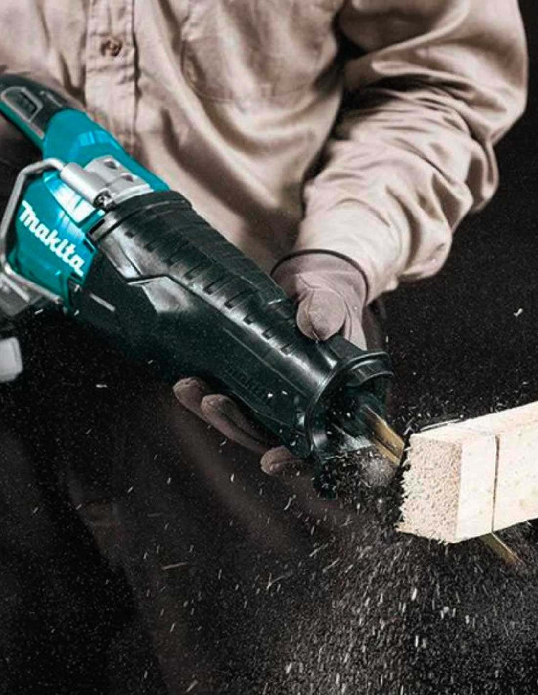 Kit Makita DHP486 hammer drill + DJR186 saber saw + 2bat 5Ah + charger + LXT600 DLX2486BL2 bag