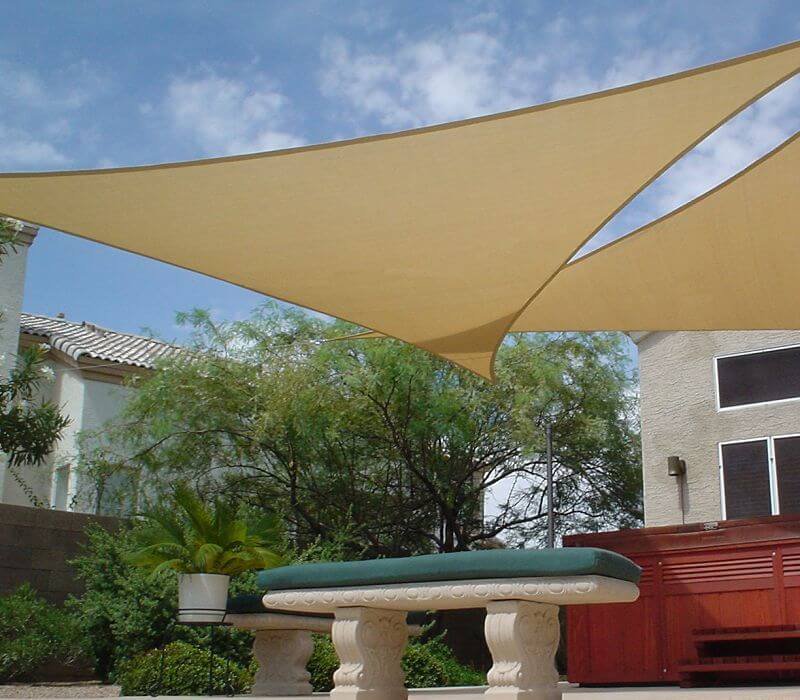 Toldo Vela Triangular Bege 3,6x3,6m Faura