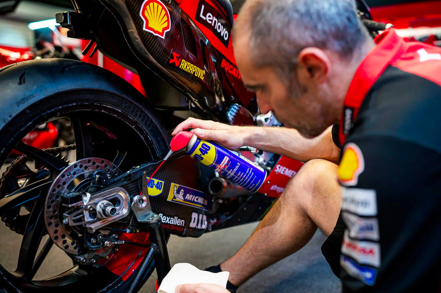 WD-40 Dual Action Multipurpose Oil