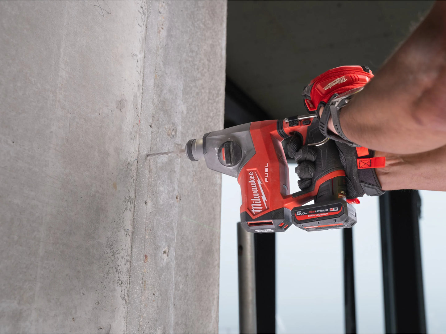SDS-Plus M12 16mm Combination Hammer Milwaukee M12 FHAC16-0