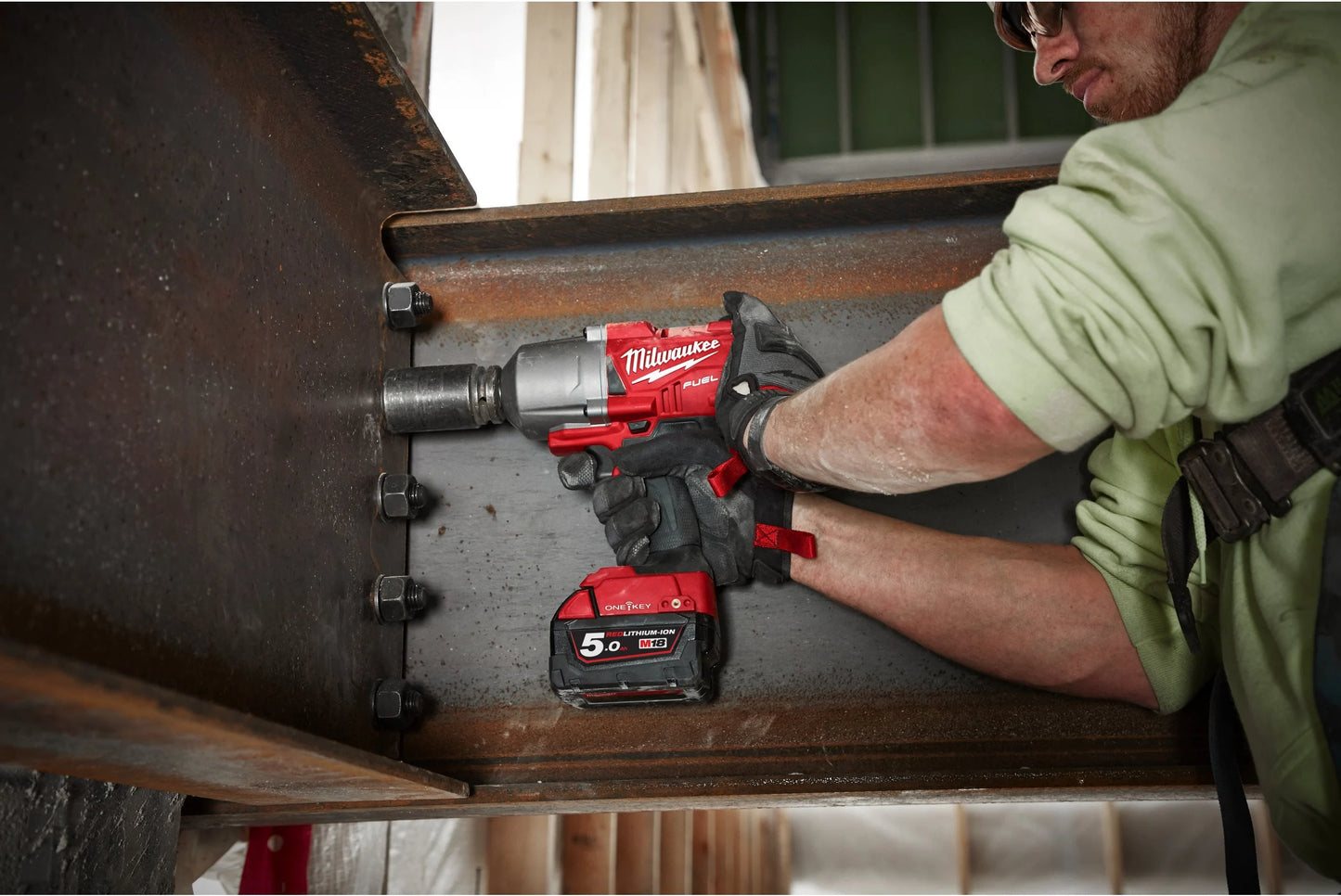 Milwaukee M18 FUEL ONE-KEY 1/2" Impact Wrench + 2 5Ah Batteries + Charger + Case, M18 ONEFHIWF12-502X
