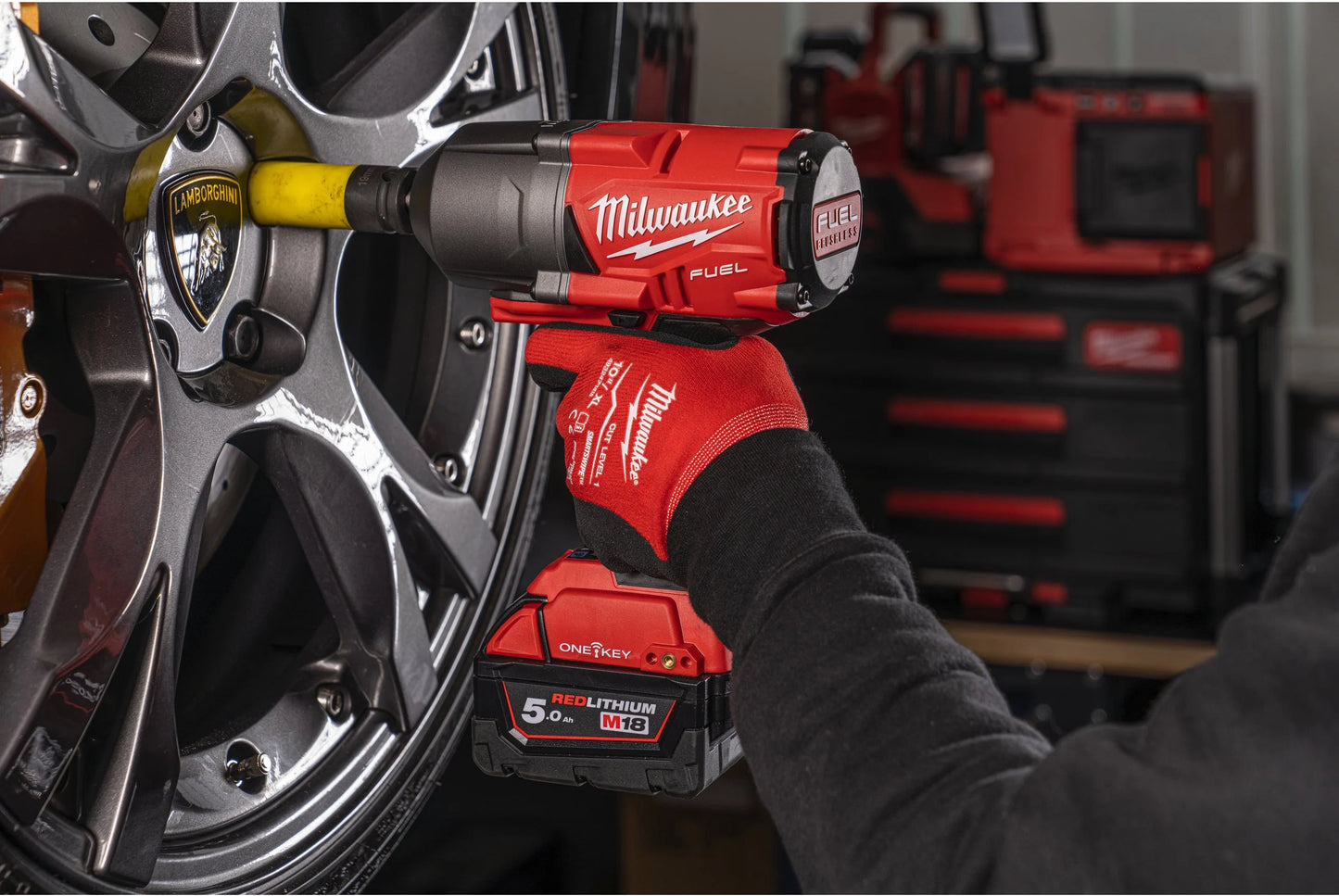 Milwaukee M18 FUEL ONE-KEY 1/2" Impact Wrench + 2 5Ah Batteries + Charger + Case, M18 ONEFHIWF12-502X